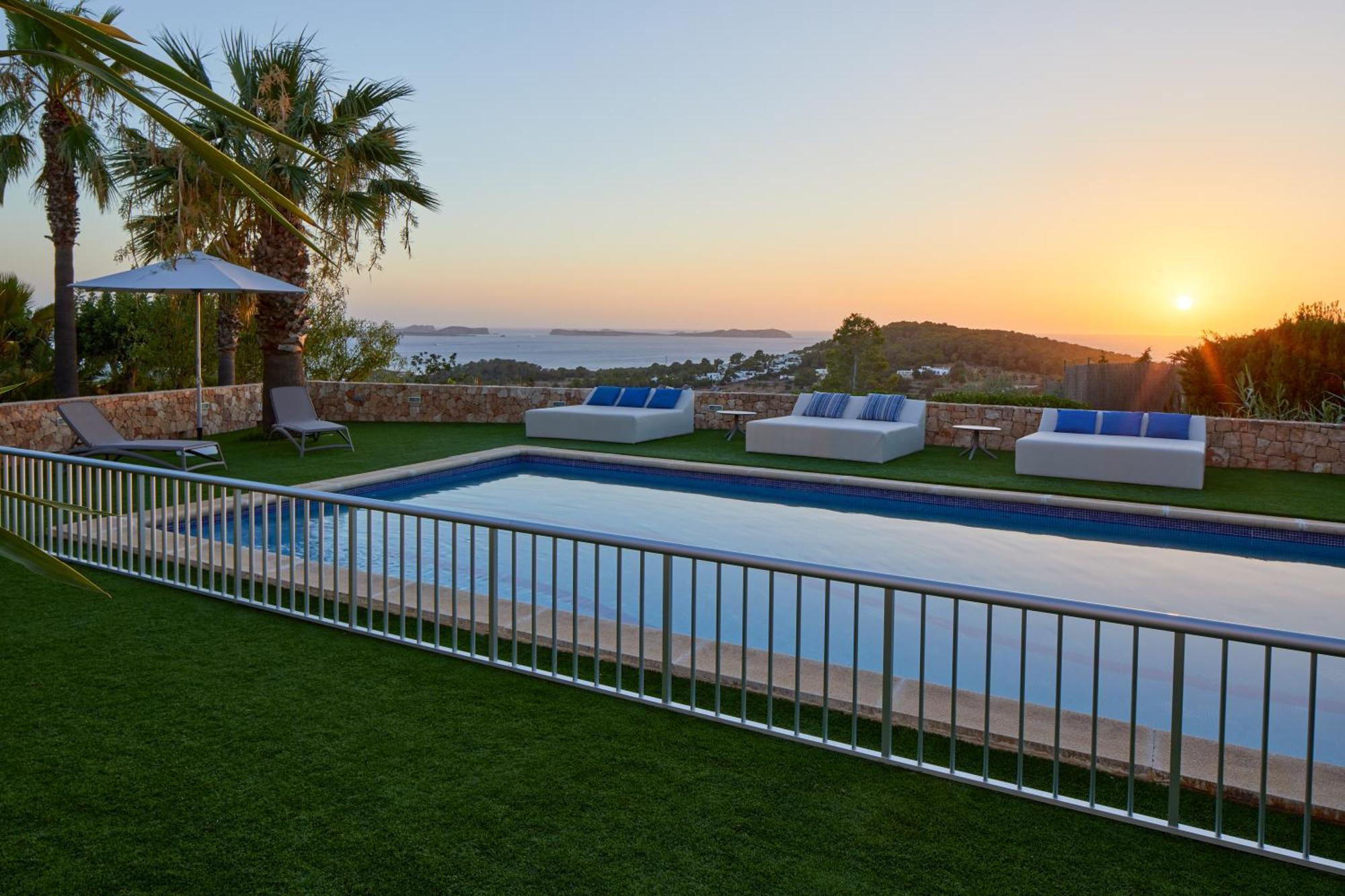 Villa Can Joan I - Fantastic Sunset Views And Family Friendly - Sant Antoni de Portmany Zewnętrze zdjęcie